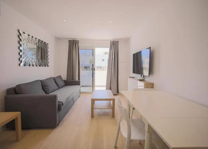 1 Rociega 35 Puerto del Carmen (Lanzarote)