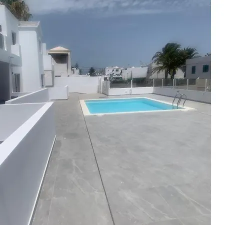 1 Rociega 35 Puerto Del Carmen Apartment