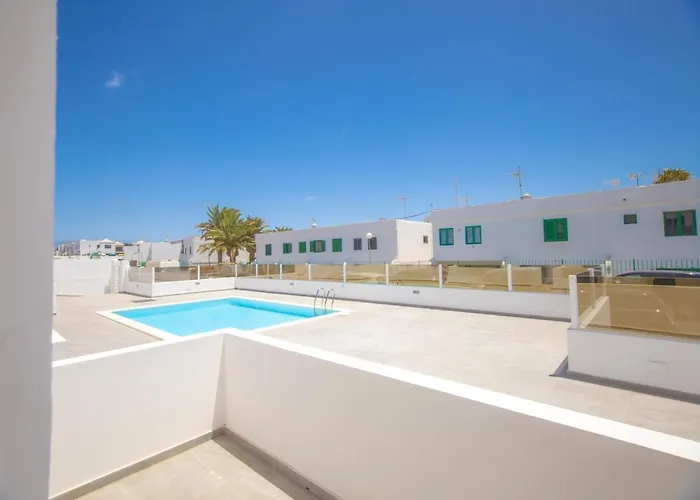 1 Rociega 35 דירה *